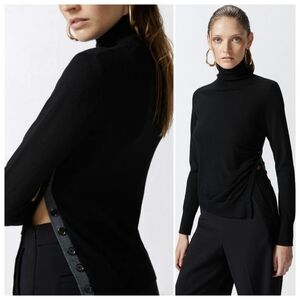 Pinko Elegant Black Turtleneck Neck Sweater